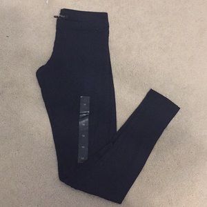 Navy blue leggings